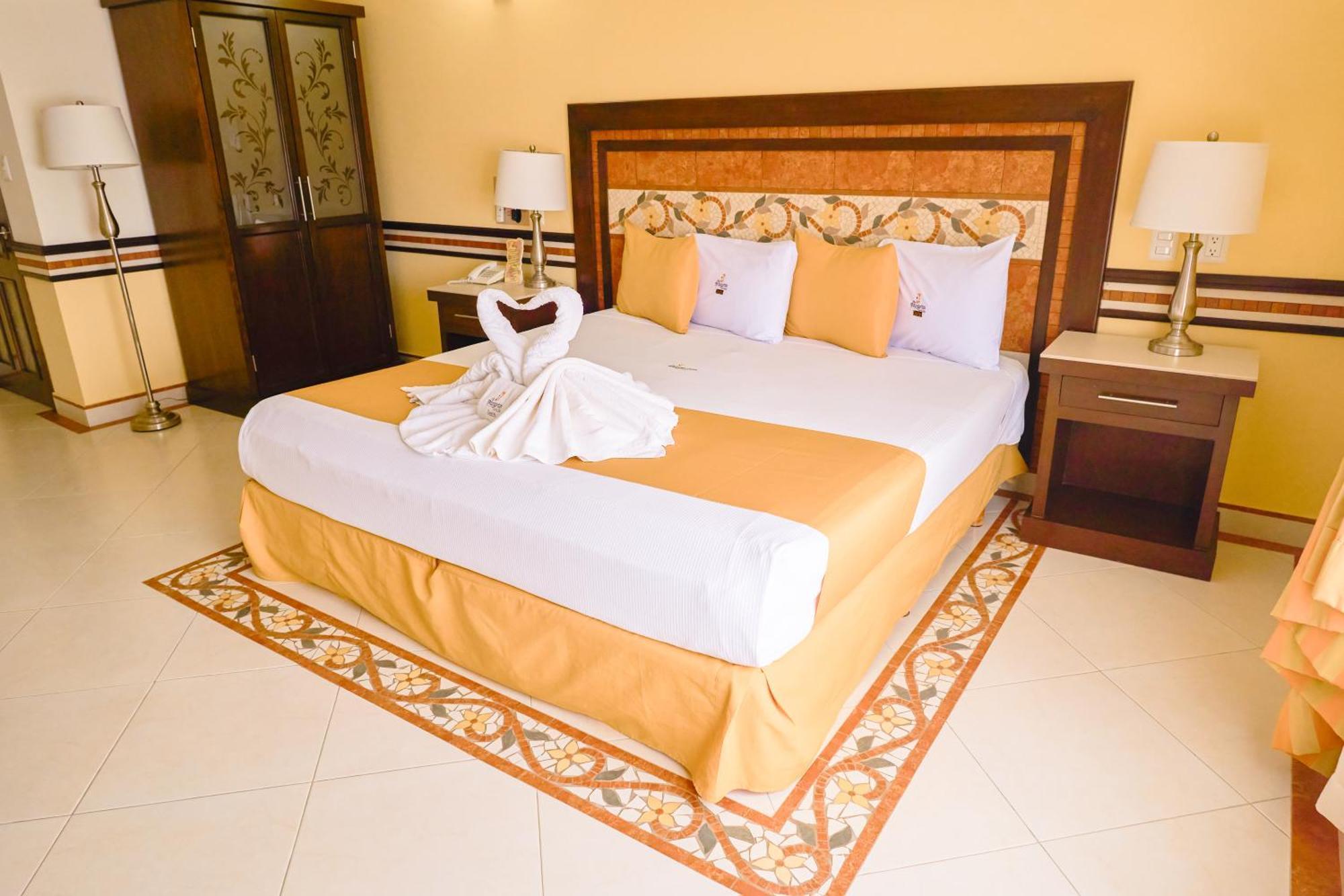 Centro Hotel Villa Las Margaritas Xalapa Bagian luar foto